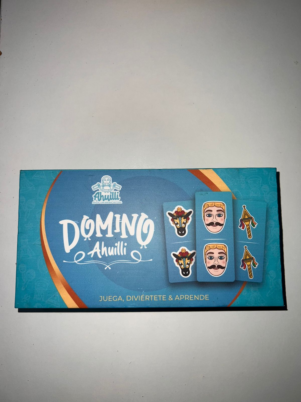 Domino Ahuilli